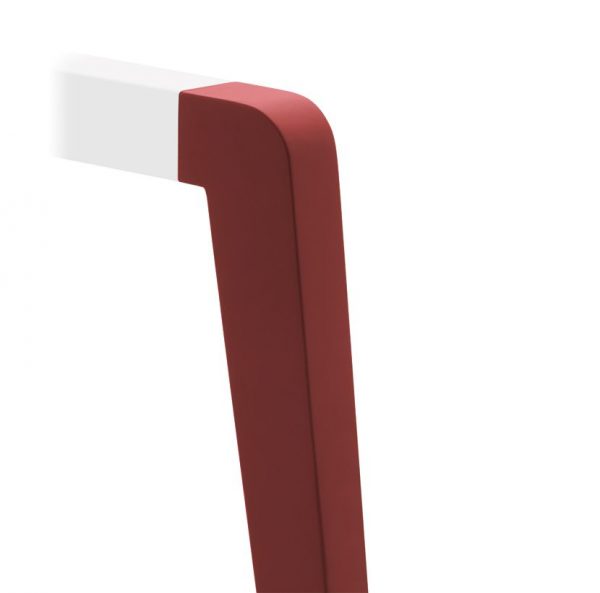 TIMBER_LEG_BURGUNDY