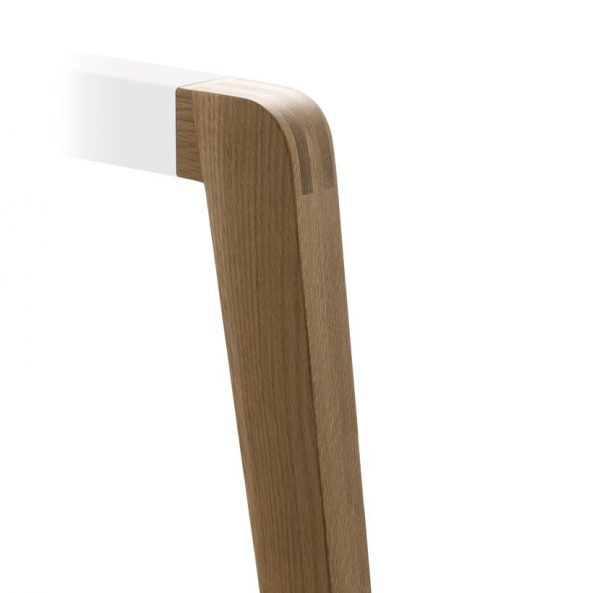 TIMBER_LEG_OAK