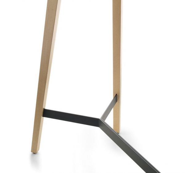 TIMBER_MEETING_HIGH_CROSSBAR