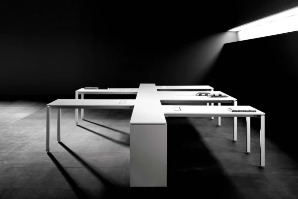 F25_DESK_CABINET_02